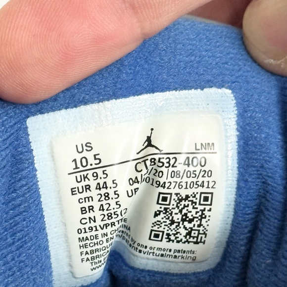 AUTHENTIC Jordan 3 Retro Varsity Royal size 10.5 CT8532-400 2020 PRE-OWNED - Picture 8 of 8